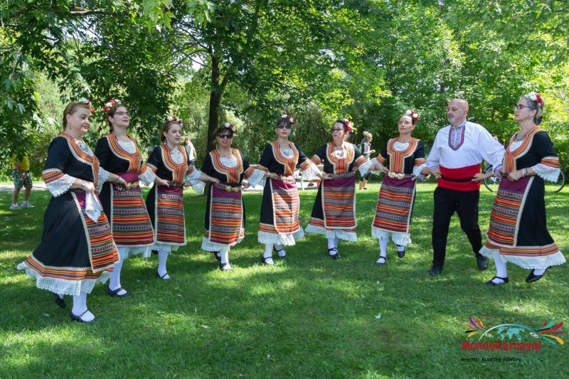 Танцов Ансамбъл „Балкански ритми“  – град Квебек